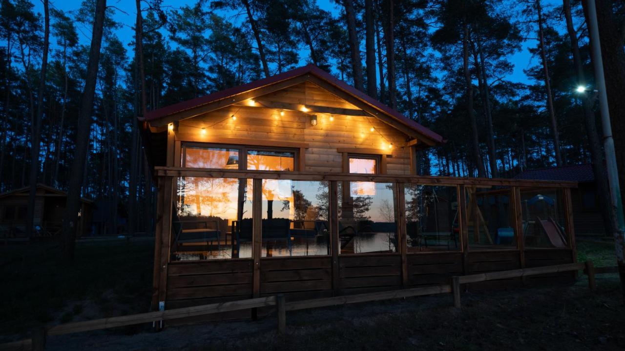 Sloneczny Domek Borsk Nr 2 I 15 - Nad Samym Jeziorem W Pierwszej Linii Exteriör bild